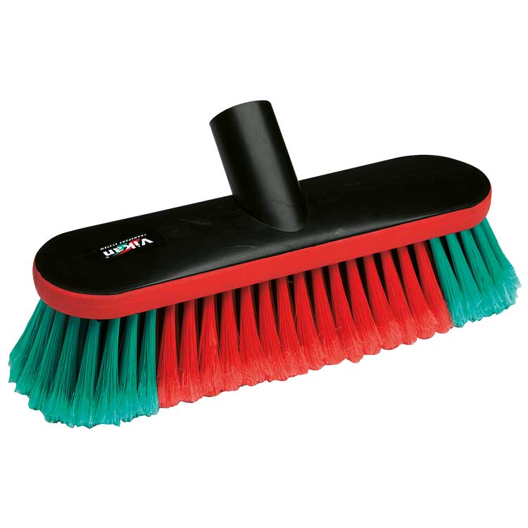 CAR BRUSH 26 CM WITH WATER CHANNEL